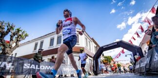 AKUT Sporcusu Çeşme Yarı Maratonunda Koştu.